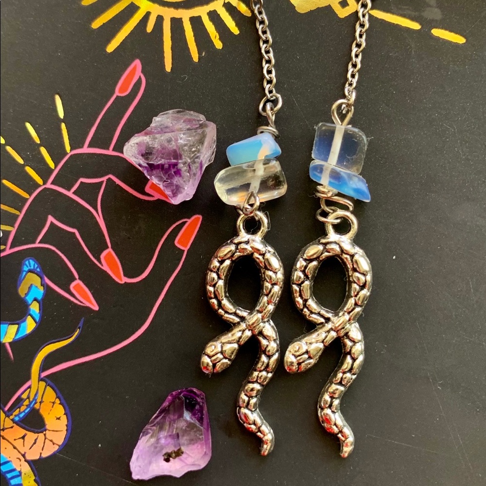 Snake earrings - Picture 4 of 5